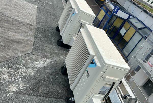 Mise en service de deux pompes à chaleur Daikin